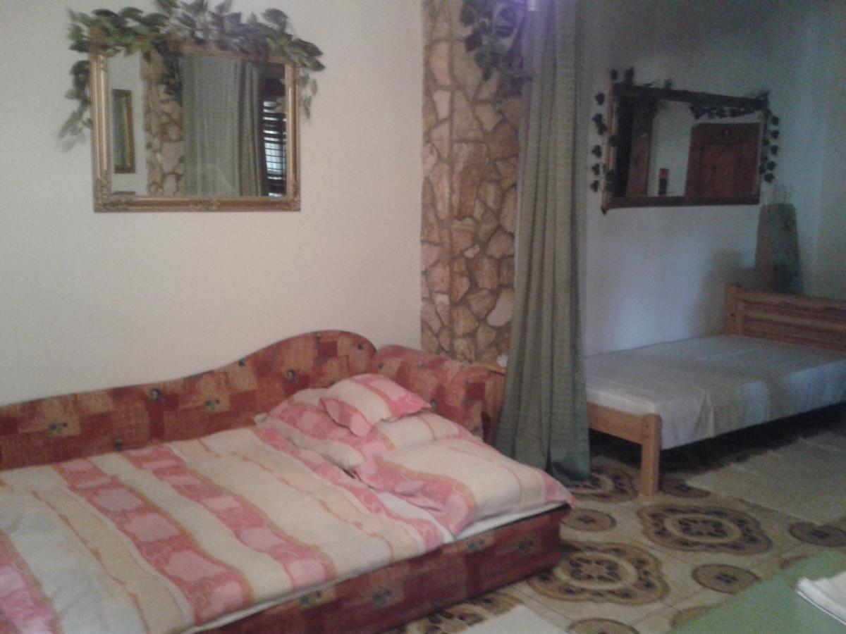 Bed and Breakfast Felso Fogado Felsőtold Exterior foto
